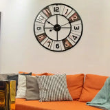 Grote Metalen Wandklok