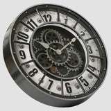 Wandklok met Draaiende Tandwielen